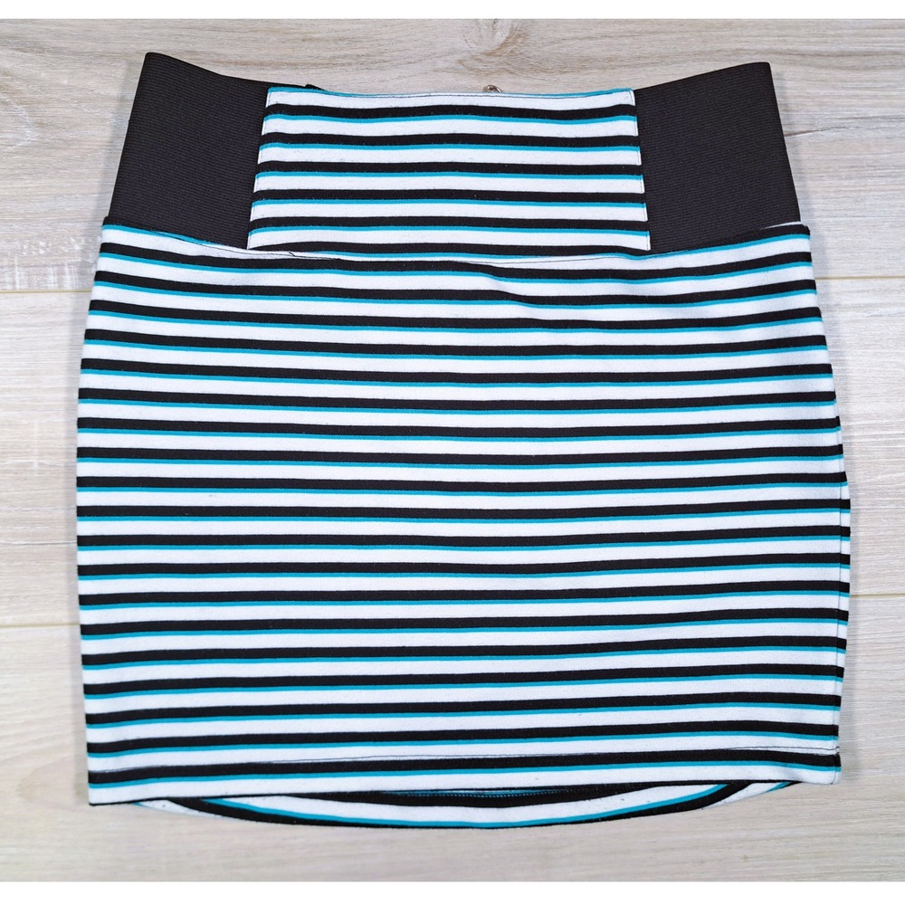 Charlotte Russe Y2K Striped Bodycon Mini Skirt Elastic‎ Waist size Medium
